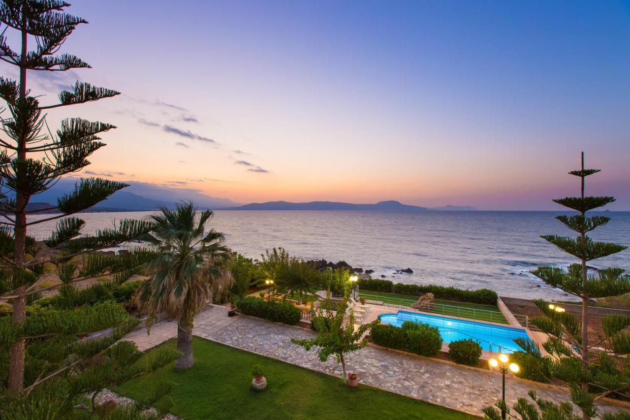 Beachfront Family Villa Katerina With Private Pool, Playground, Bbq & Amazing Sea Views! Petres  Екстериор снимка