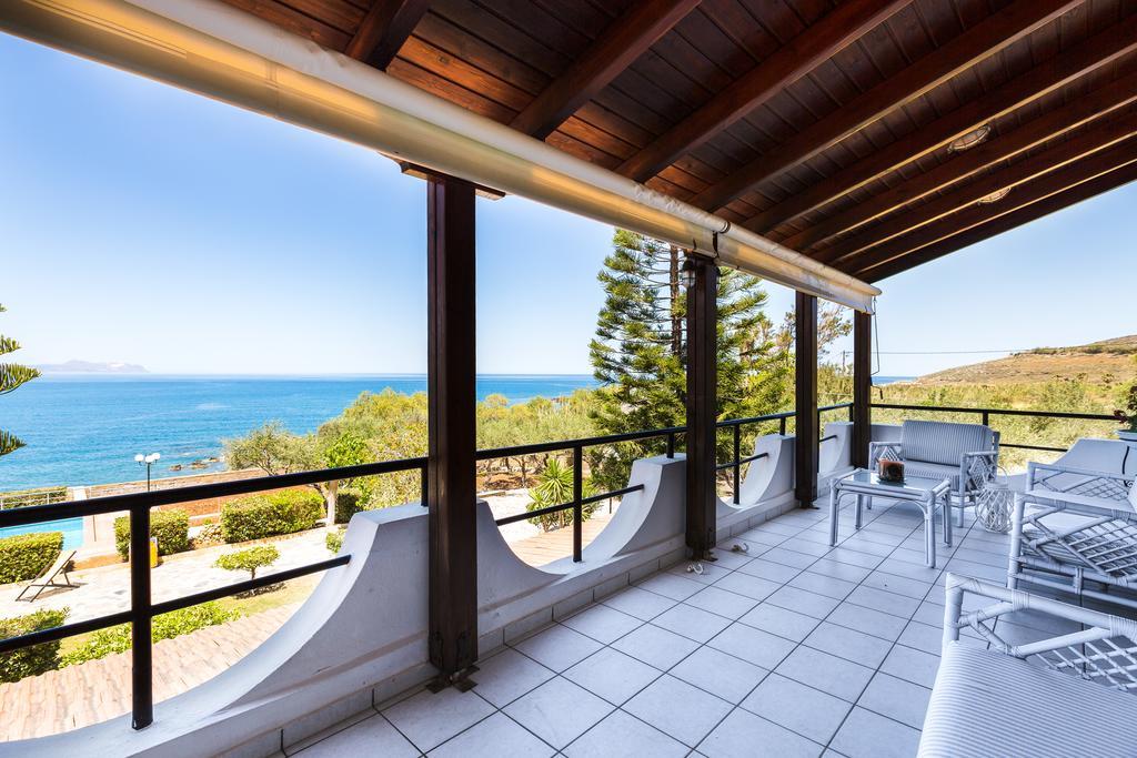 Beachfront Family Villa Katerina With Private Pool, Playground, Bbq & Amazing Sea Views! Petres  Екстериор снимка