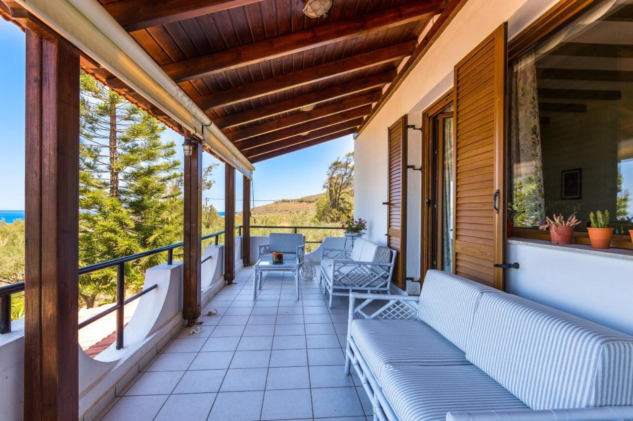 Beachfront Family Villa Katerina With Private Pool, Playground, Bbq & Amazing Sea Views! Petres  Екстериор снимка
